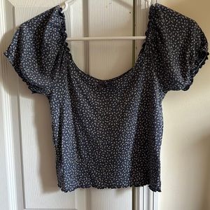 A comfortable, flattering, flower crop top.